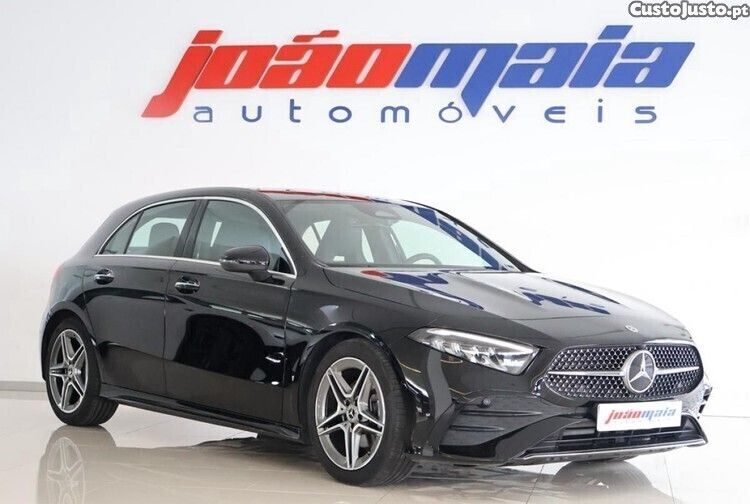 Preto Usado 2023 Mercedes A200 AMG line Sedan | € 43.500 (Caro) - Imagem 1/1
