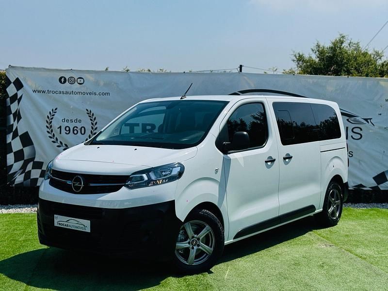 Branco Usado 2022 Opel Vivaro Essentia Van | € 37.750 - Imagem 1/4