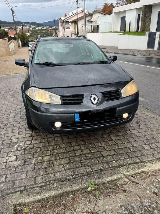 Usado 2005 Renault Mégane II Sedan | € 1.450 - Imagem 1/4