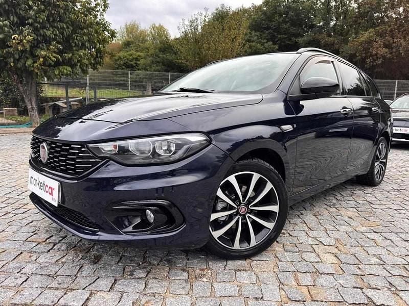 Azul Usado 2017 Fiat Tipo Lounge Carrinha | € 11.250 (Preço justo) - Imagem 1/4
