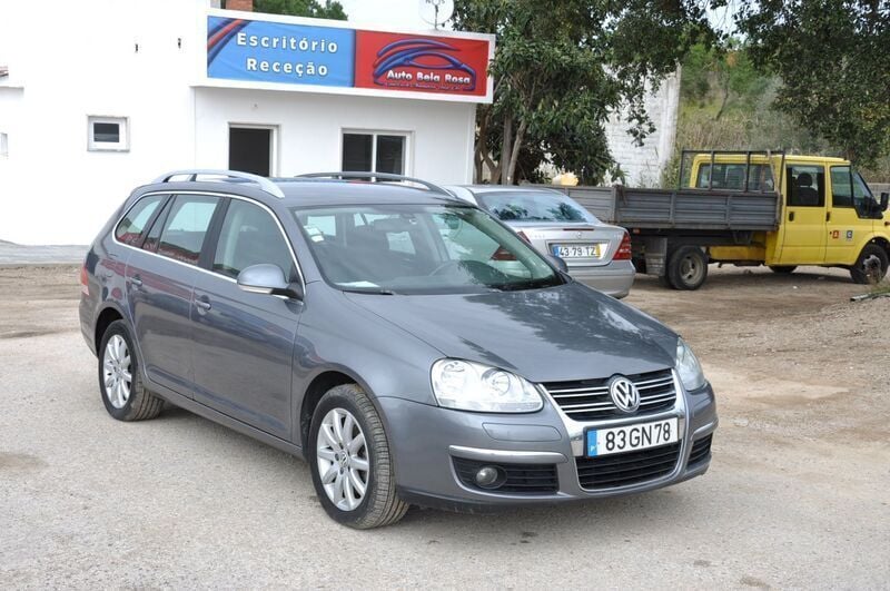 Cinza Usado 2008 VW Golf VI Citadino | € 11.450 (Preço justo) - Imagem 1/4