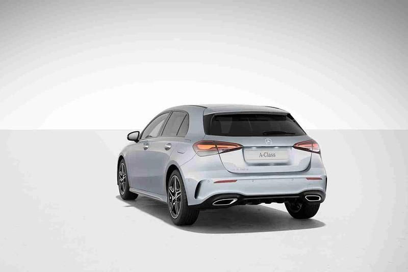 Cinzento Novo 2025 Mercedes A250 Citadino | € 46.900 (Preço justo) - Imagem 1/4