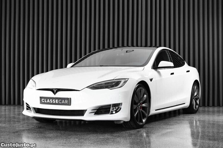 Branco Usado 2019 Tesla Model S Long Range Sedan | € 40.950 (Preço elevado) - Imagem 1/1