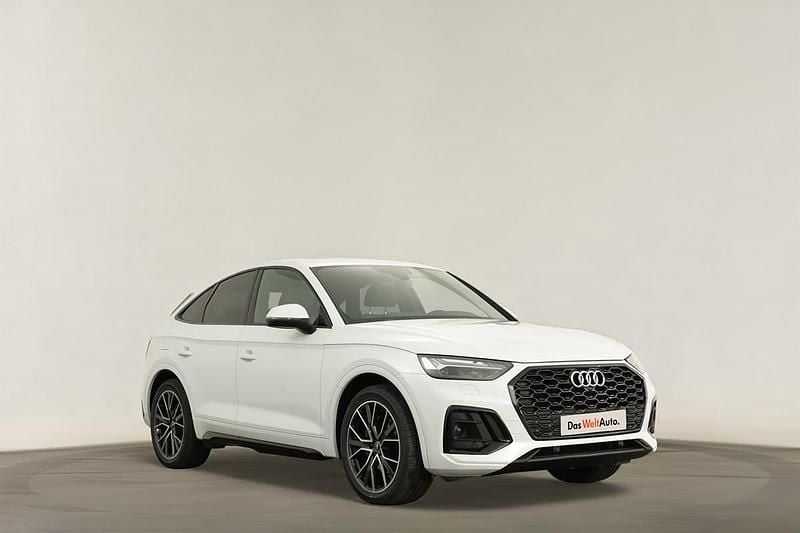 Branco Usado 2023 Audi Q5 Sportback S-Line SUV | € 56.000 - Imagem 1/4