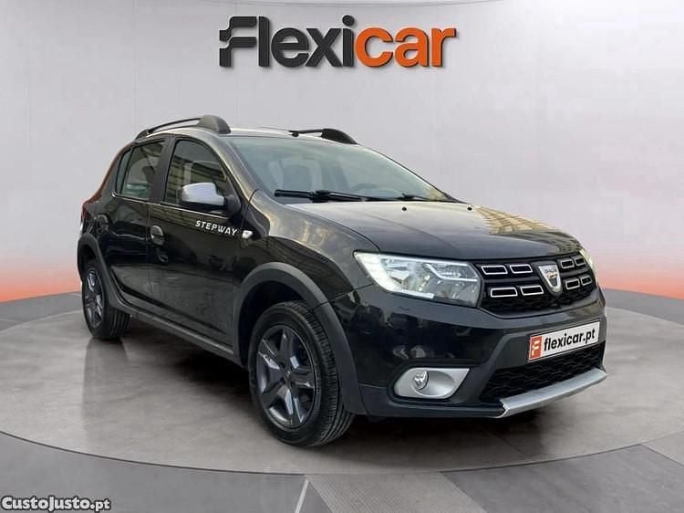 Cinza Usado 2018 Dacia Sandero Stepway | € 11.490 (Preço justo) - Imagem 1/1