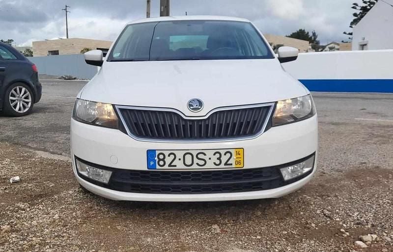 Usado Skoda Rapid 90 HP (66 kW) 2014 Branco Carrinha