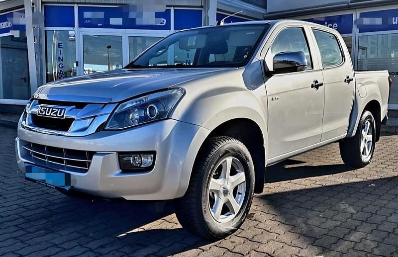 Cinza Usado 2017 Isuzu D-Max SUV | € 25.000 - Imagem 1/4