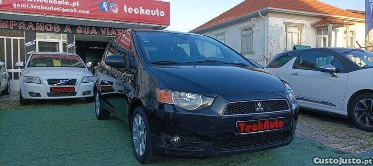 Preto Usado 2011 Mitsubishi Colt Motion | € 4.980 - Imagem 1/1