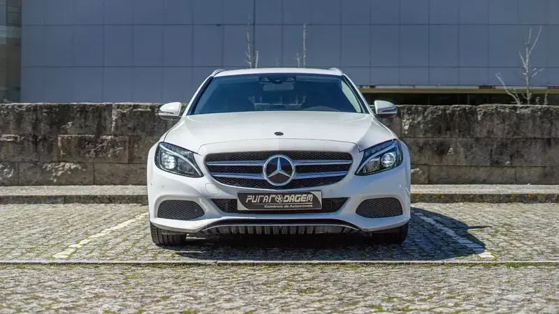 Usado Mercedes C220 Avantgarde 170 HP (125 kW) 2018 Outra Carrinha