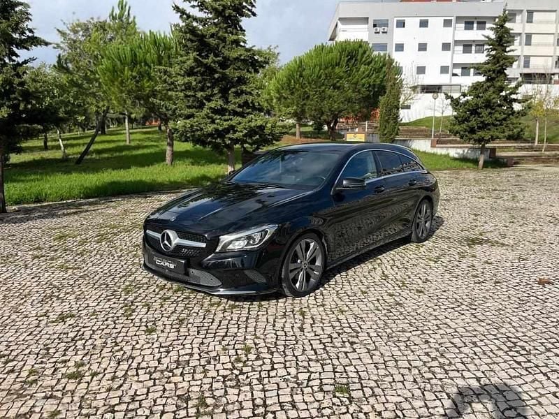 Preto Usado 2017 Mercedes CLA200 Coupé | € 19.490 (Preço justo) - Imagem 1/4