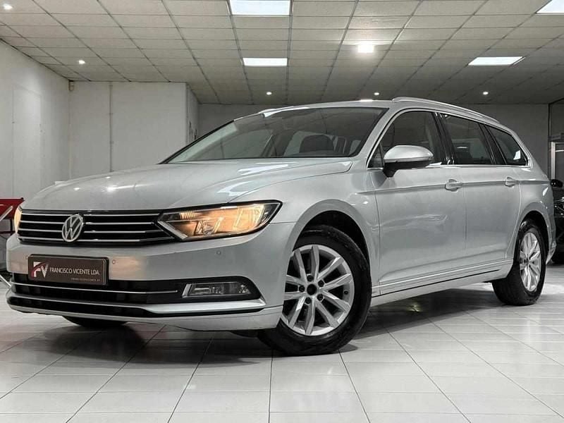 Cinzento Usado 2015 VW Passat Carrinha | € 14.990 (Preço justo) - Imagem 1/4
