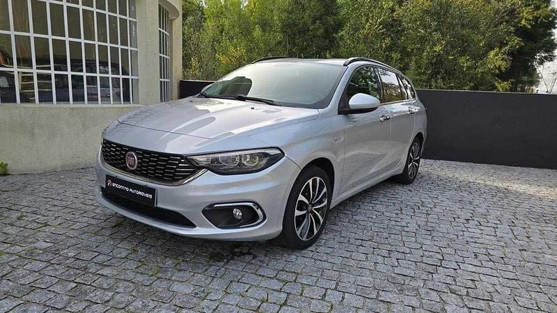 Usado Fiat Tipo Lounge 120 HP (88 kW) 2018 Cinza Carrinha