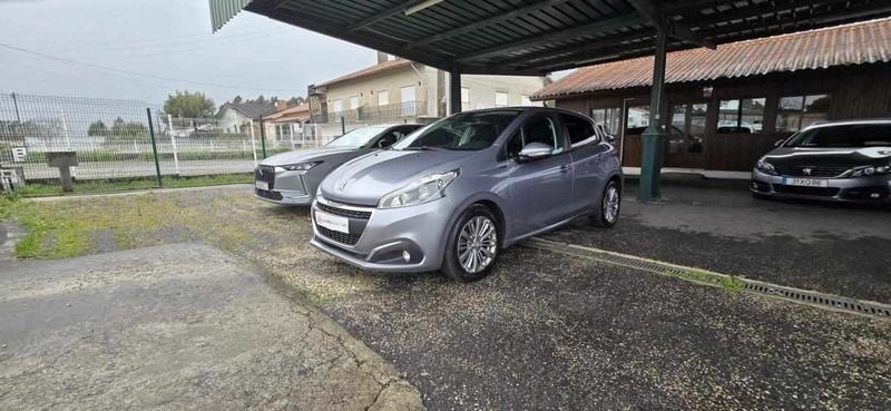 Cinzento Usado 2019 Peugeot 208 Citadino | € 11.990 (Preço justo) - Imagem 1/4