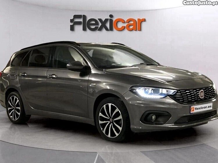 Cinza Usado 2020 Fiat Tipo Lounge Carrinha | € 12.980 (Preço justo) - Imagem 1/1