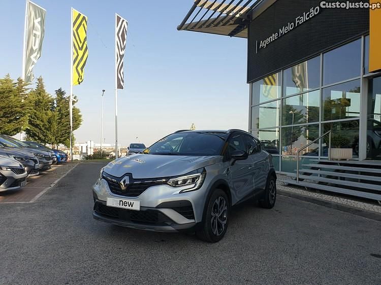 Cinza Usado 2023 Renault Captur RS Line SUV | € 20.750 (Preço justo) - Imagem 1/1