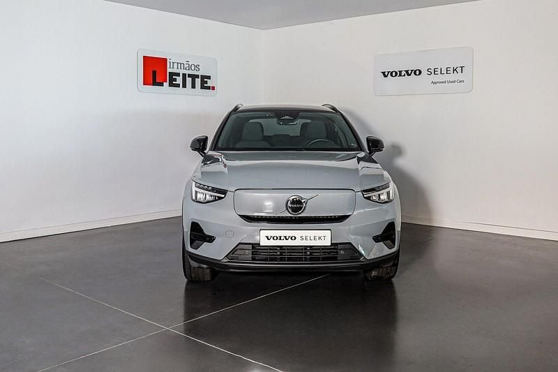 Usado Volvo XC40 Plus 185 kW (252 HP) 2023 Cinzento SUV