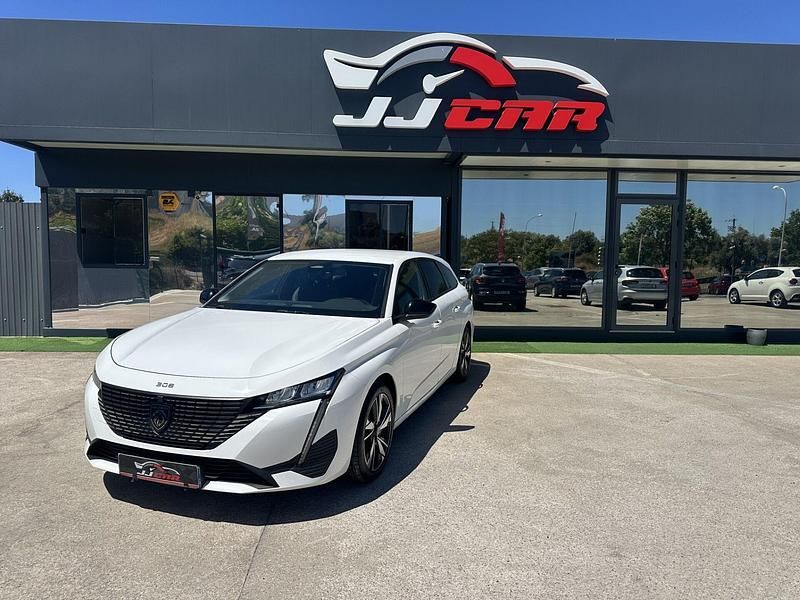 Branco Usado 2022 Peugeot 308 Allure Carrinha | € 18.850 (Preço justo) - Imagem 1/4