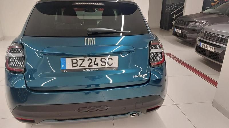 Novo Fiat 600 La Prima 110 HP (80 kW) 2025 Verde SUV