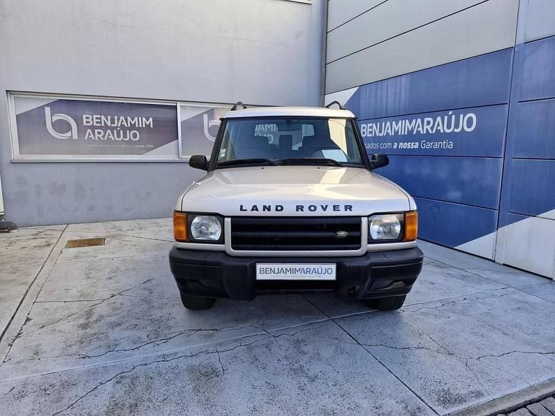 Usado Land Rover Discovery 2 136 HP (100 kW) 2000 Bege SUV