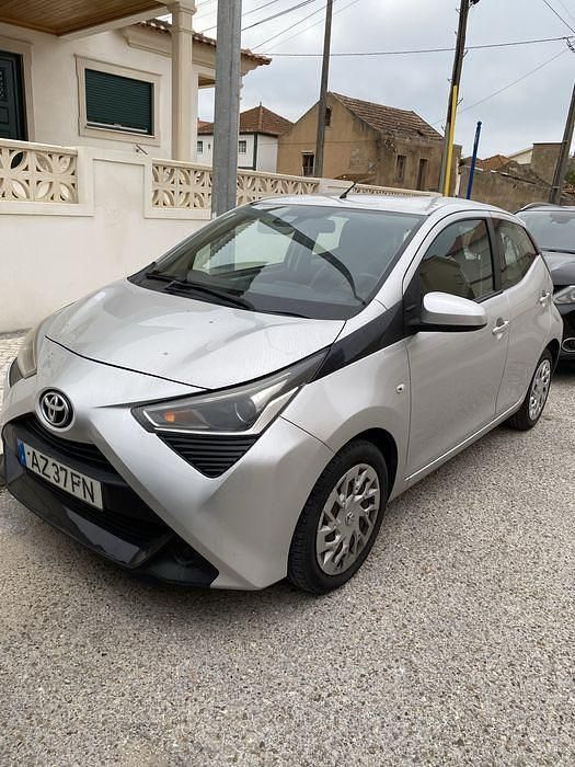 Usado 2018 Toyota Aygo Citadino | € 10.500 - Imagem 1/4