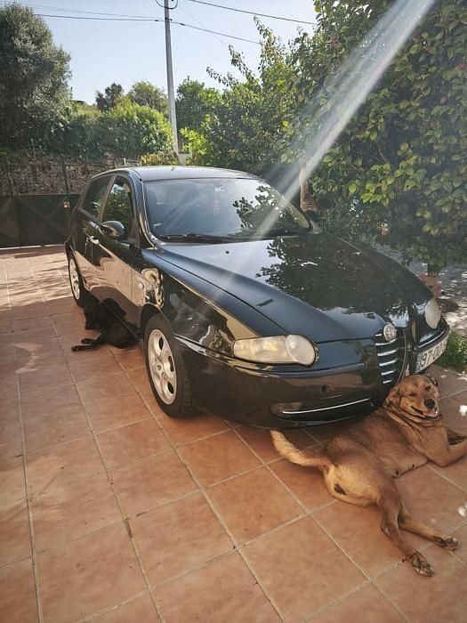 Usado 2001 Alfa Romeo 147 Citadino | € 1.560 - Imagem 1/3