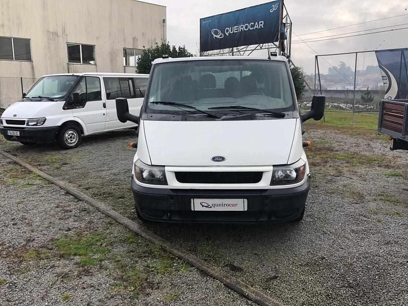 Usado Ford Transit 90 HP (66 kW) 2001 Branco Sedan