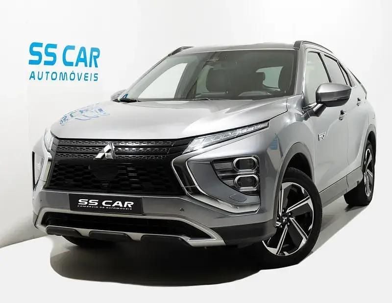 Cinza Usado 2022 Mitsubishi Eclipse Cross SUV | € 21.490 (Preço justo) - Imagem 1/4