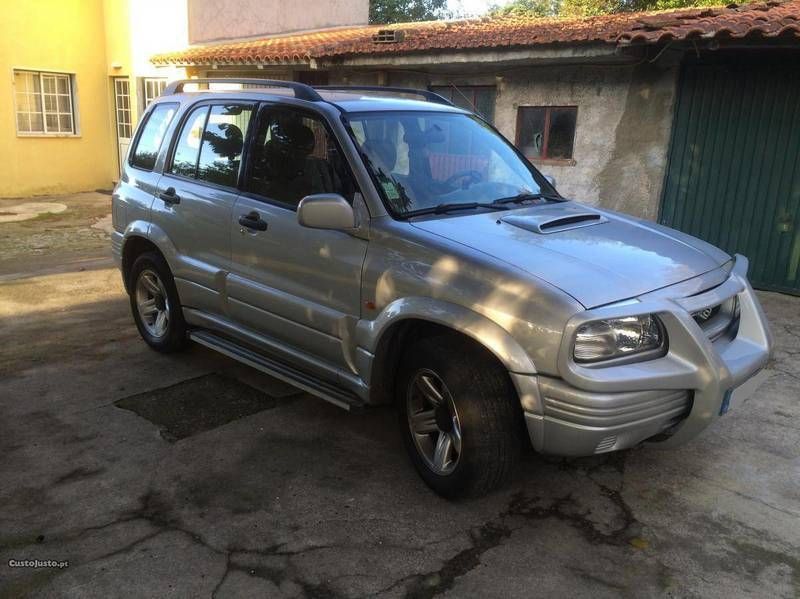 Suzuki vitara 2000