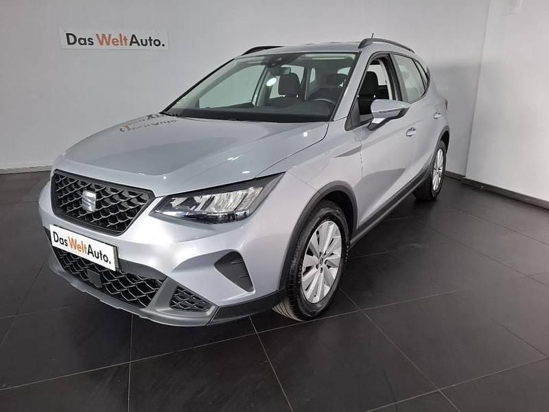 Cinzento Usado 2024 Seat Arona SUV | € 20.490 (Preço justo) - Imagem 1/4