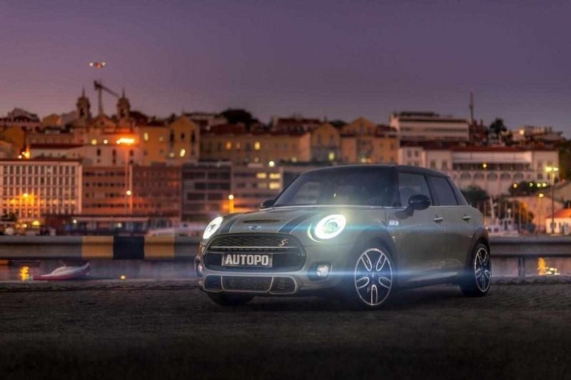 Cinza Usado 2018 Mini Cooper SD Citadino | € 33.900 - Imagem 1/4