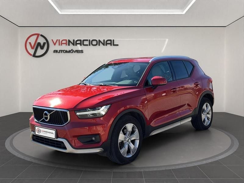 Usado Volvo XC40 Momentum 150 HP (110 kW) 2019 Outro SUV