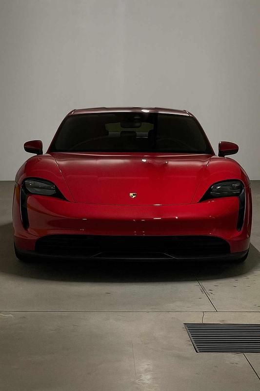Vermelho Usado 2020 Porsche Taycan 4S Sedan | € 64.995 (Bom preço) - Imagem 1/4