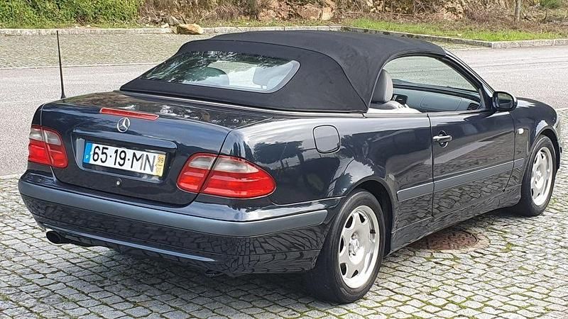Usado Mercedes CLK230 197 HP (144 kW) 1999 Cabrios