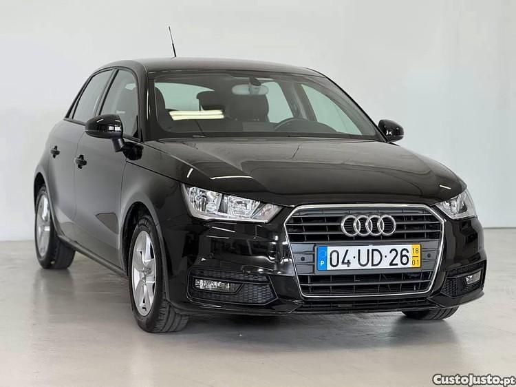 Preto Usado 2018 Audi 80 Premium | € 15.450 - Imagem 1/1