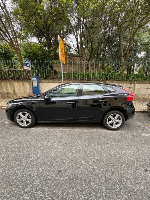 Usado Volvo V40 Kinetic 120 HP (88 kW) 2017 Carrinha