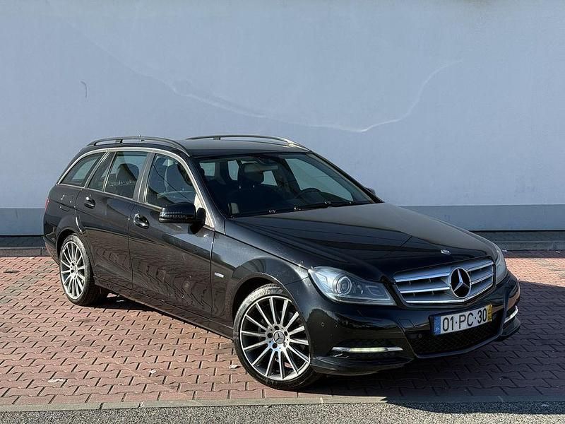 Usado 2011 Mercedes C220 Sedan | € 9.850 (Super Preço) - Imagem 1/4