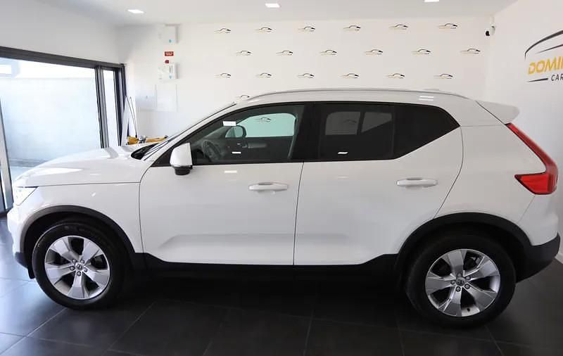 Usado Volvo XC40 Momentum 150 HP (110 kW) 2018 Branco SUV