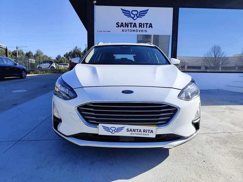 Usado Ford Focus 120 HP (88 kW) 2021 Branco Carrinha