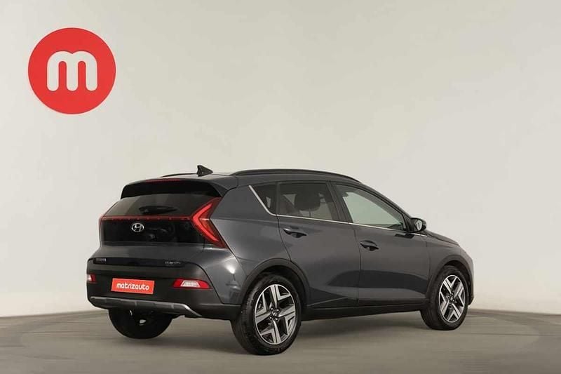 Cinzento Usado 2023 Hyundai Bayon SUV | € 18.999 (Preço justo) - Imagem 1/1