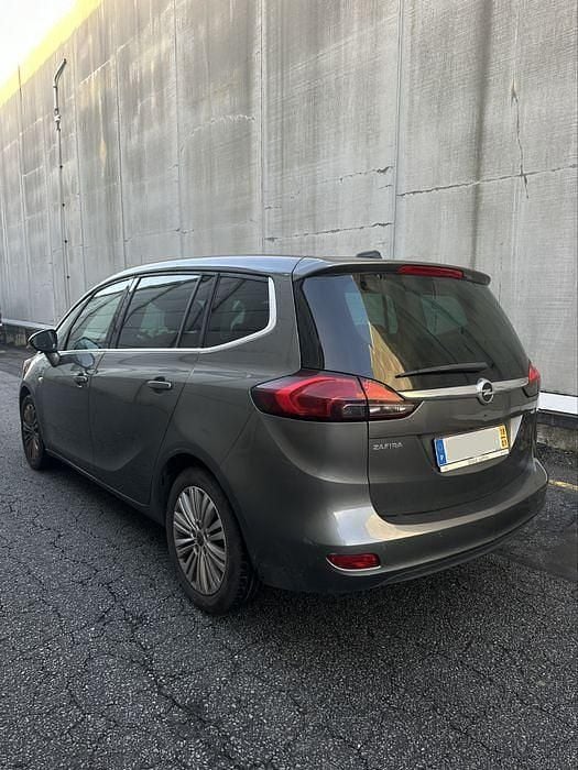 Usado 2019 Opel Zafira Tourer Monovolume | € 17.850 - Imagem 1/4