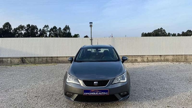 Usado Seat Ibiza ST Style 90 HP (66 kW) 2016 Cinzento platina Carrinha