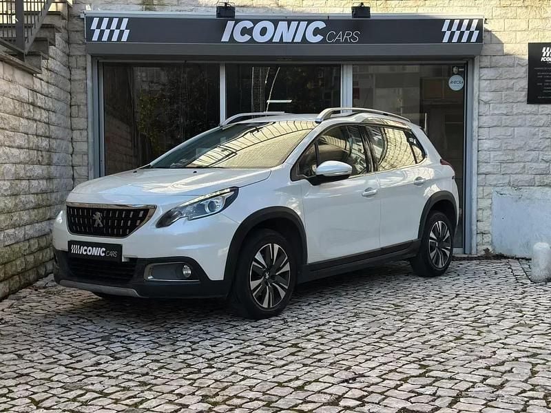 Branco pérola Usado 2016 Peugeot 2008 Allure SUV | € 10.900 (Bom preço) - Imagem 1/4