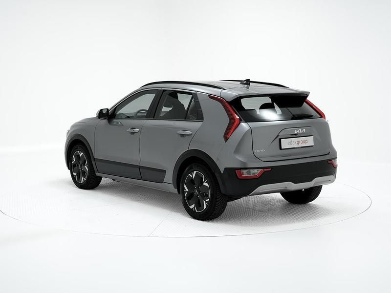 Usado Kia e-Niro 150 kW (204 HP) 2023 Cinzento SUV