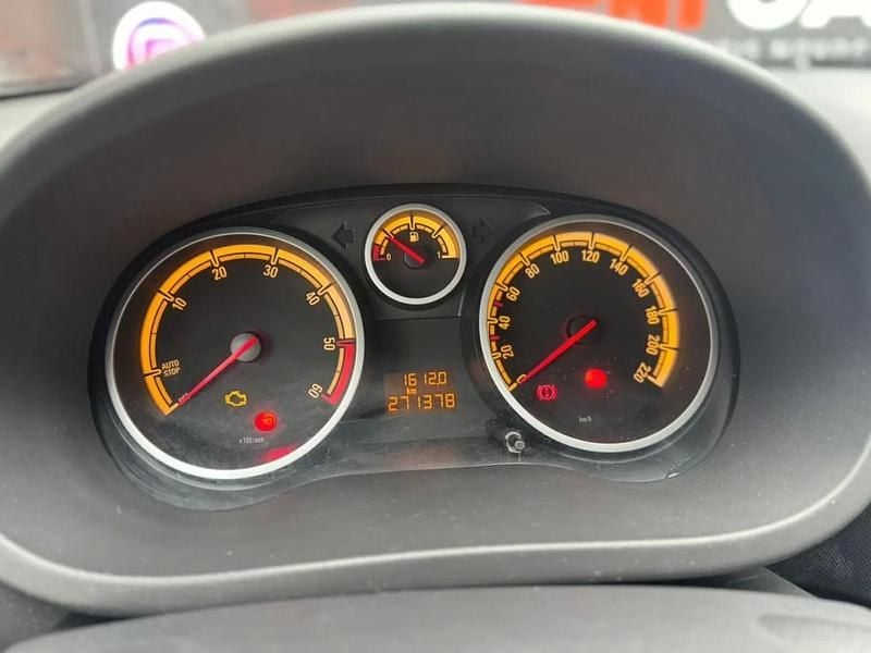 Usado Opel Corsa 95 HP (69 kW) 2010 Cinzento Citadino