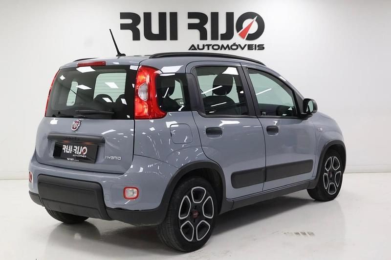 Usado Fiat Panda City Life 70 HP (51 kW) 2022 Cinza Citadino