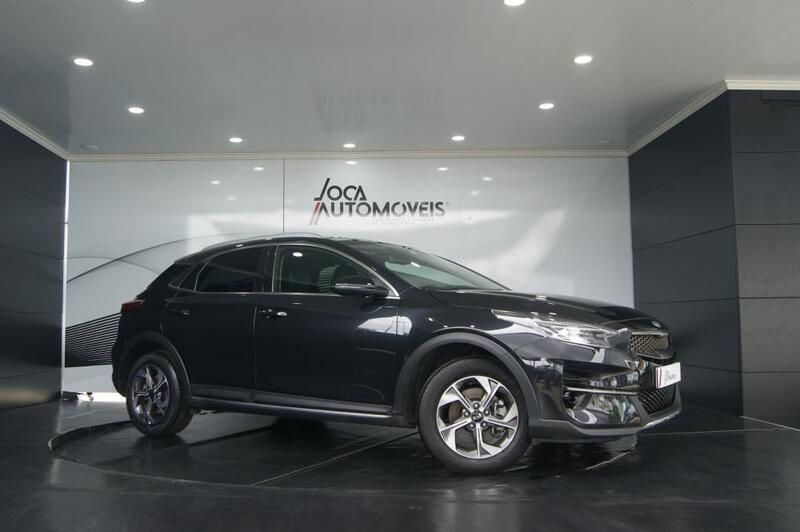 Preto Usado 2021 Kia XCeed SUV | € 29.950 - Imagem 1/4