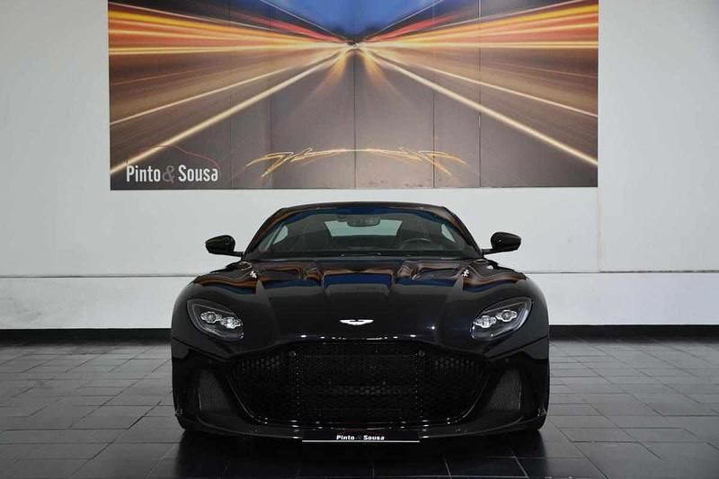 Usado Aston Martin DBS 725 HP (533 kW) 2021 Preto Coupé