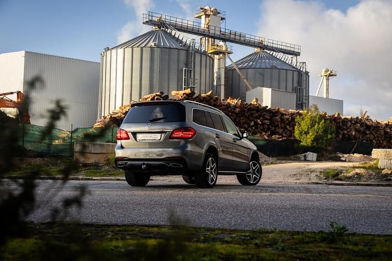 Usado Mercedes 350 258 HP (189 kW) 2018 Cinzento