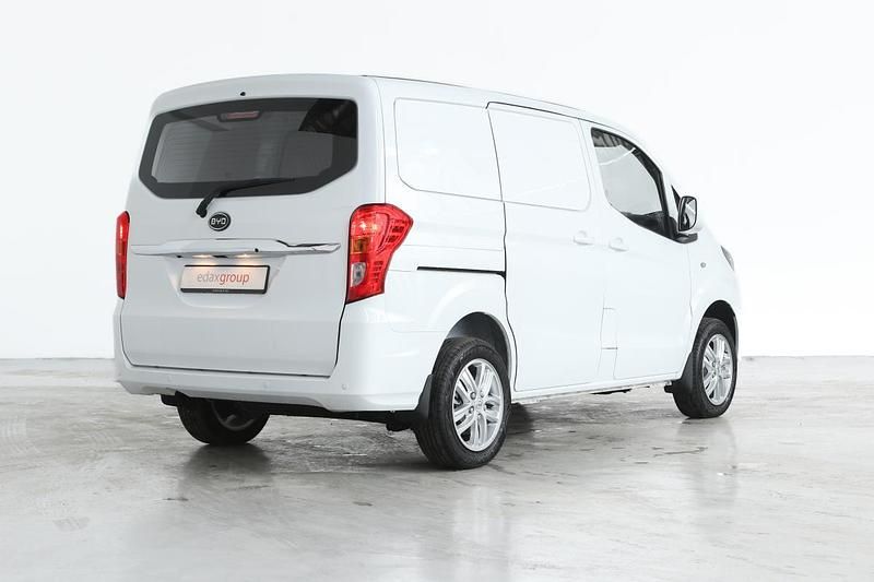 Novo BYD ETP3 100 kW (136 HP) 2025 Branco Van
