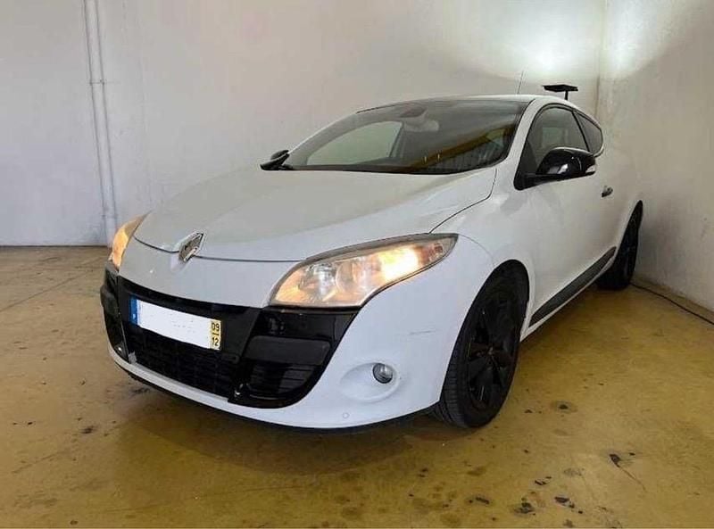 Usado 2009 Renault Mégane III Coupé | € 5.450 (Bom preço) - Imagem 1/4